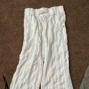 Cute Roxy wide leg pants